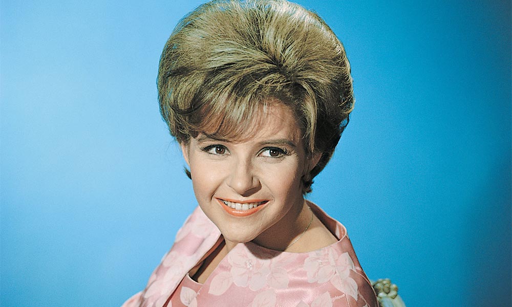 Rockin Around the Christmas Tree by Brenda Lee - Full Lyrics